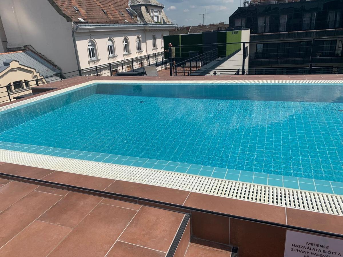 K40 Romantic Deluxe Studio In The City Center Budapest Bagian luar foto