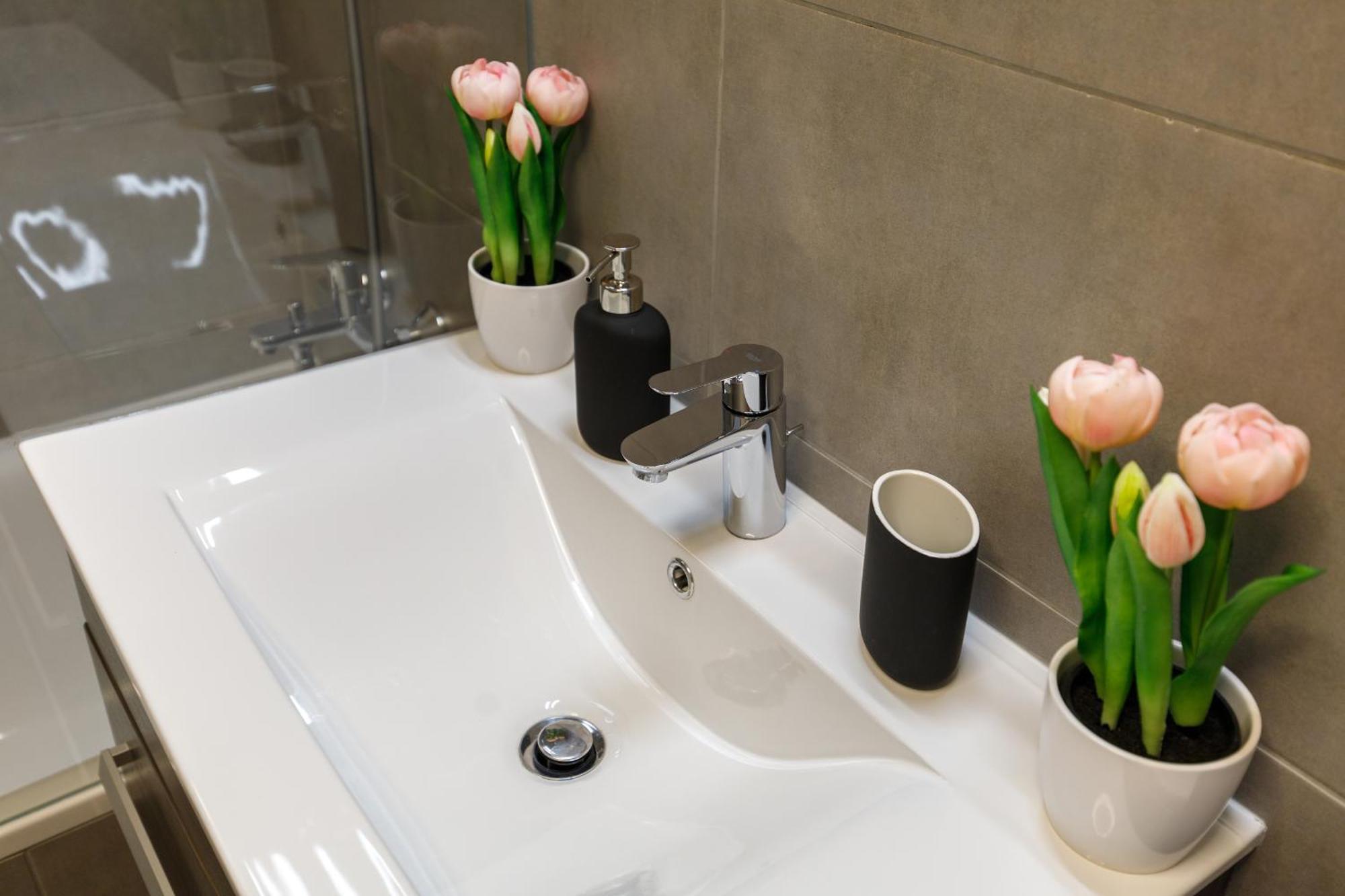 K40 Romantic Deluxe Studio In The City Center Budapest Bagian luar foto