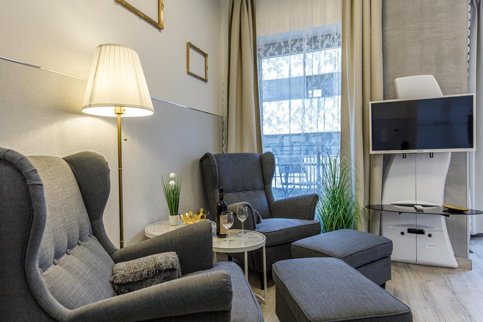 K40 Romantic Deluxe Studio In The City Center Budapest Bagian luar foto