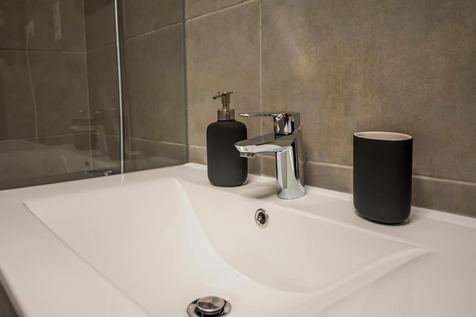 K40 Romantic Deluxe Studio In The City Center Budapest Bagian luar foto